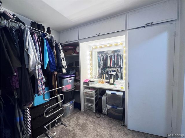 5203 Forestdale Court, West Bloomfield, MI 48322