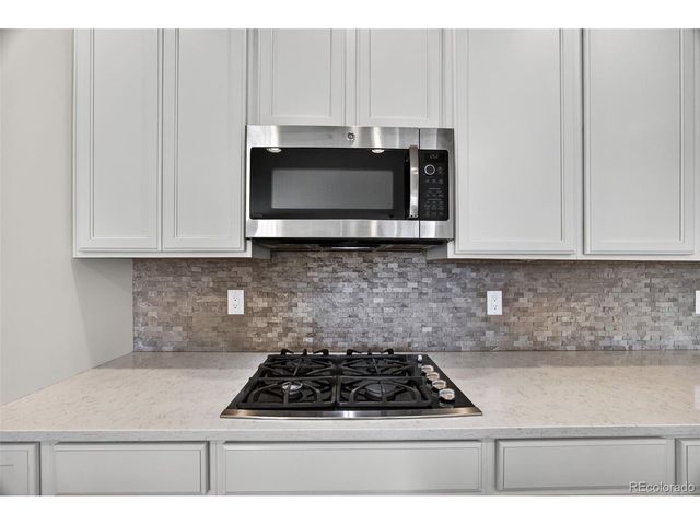 20016 W 93rd Ave, Arvada, CO 80007