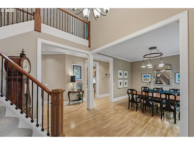14067 GOODALL Rd, Lake Oswego, OR 97034