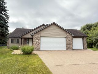 5397 277th Street, Wyoming, MN 55092