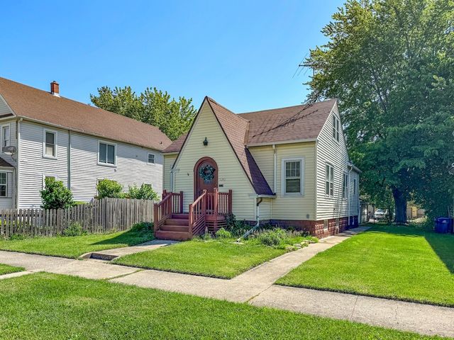 1141 Victoria Avenue, North Chicago, IL 60064
