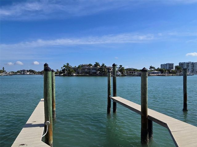 10025 GULF BOULEVARD, Treasure Island, FL 33706