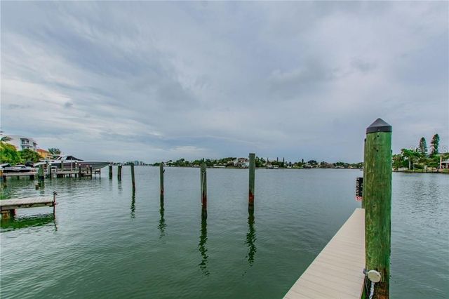 10025 GULF BOULEVARD, Treasure Island, FL 33706