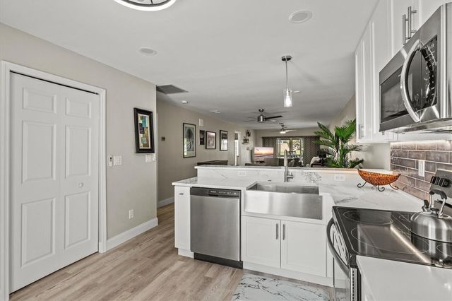 316 WEXFORD TERRACE 167, Venice, FL 34293