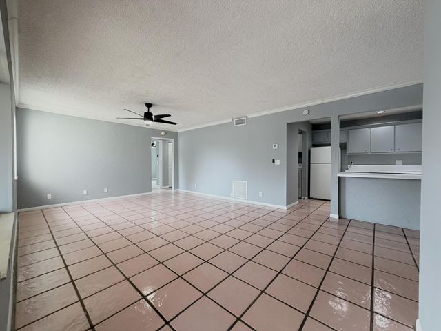 4987 Sable Pine Circle A2, West Palm Beach, FL 33417