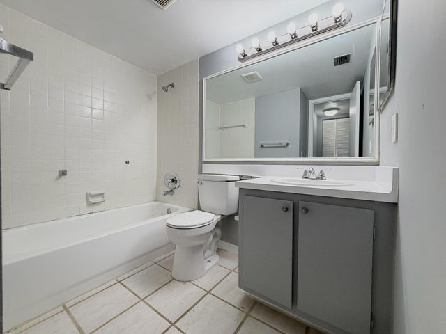 4987 Sable Pine Circle A2, West Palm Beach, FL 33417