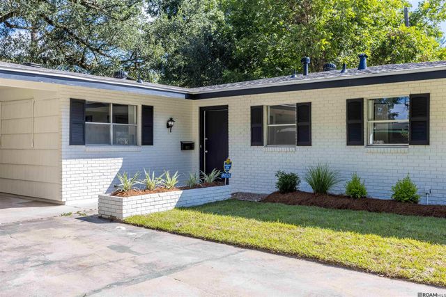 8013 Brandon Dr, Baton Rouge, LA 70809