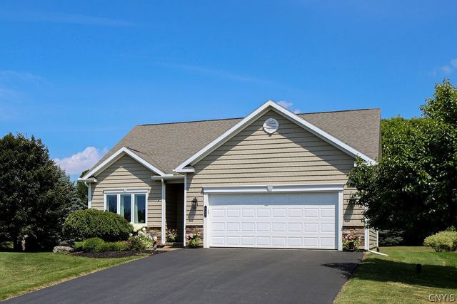 133 Edwards Falls Lane, Manlius, NY 13104