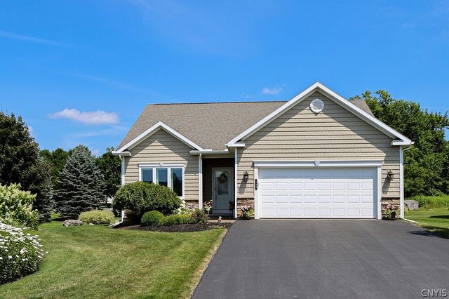 133 Edwards Falls Lane, Manlius, NY 13104
