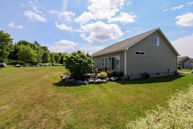 133 Edwards Falls Lane, Manlius, NY 13104
