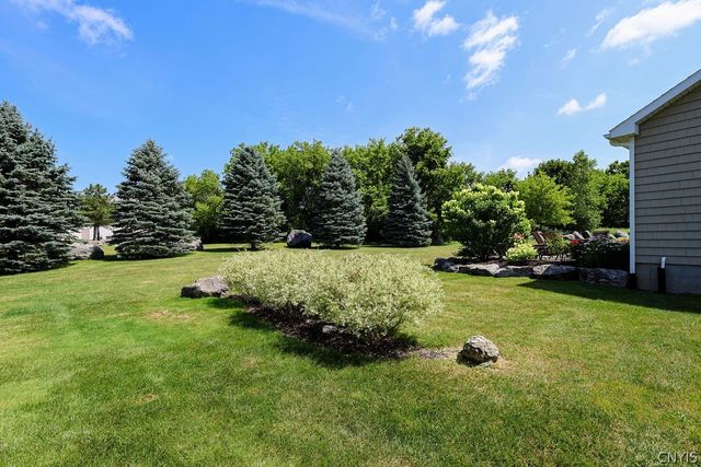 133 Edwards Falls Lane, Manlius, NY 13104