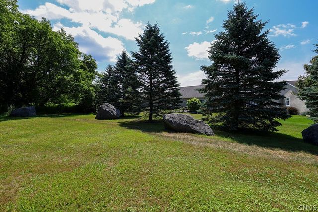 133 Edwards Falls Lane, Manlius, NY 13104