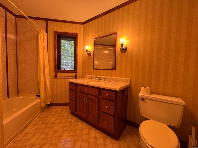 18700 Dwight Little Road, Roland, AR 72135