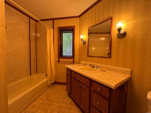 18700 Dwight Little Road, Roland, AR 72135