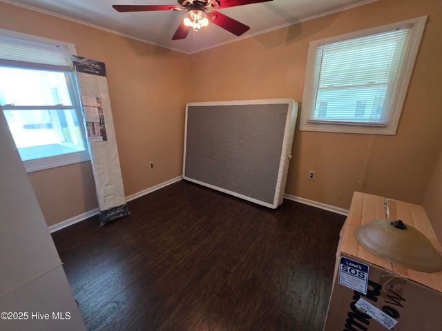203 W Foy Street, Richlands, NC 28574