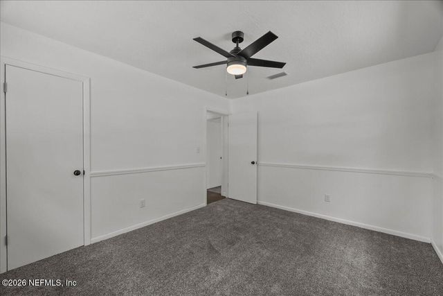 109 IVEY Road, San Mateo, FL 32187