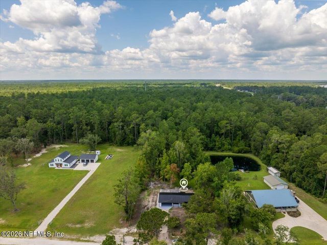 109 IVEY Road, San Mateo, FL 32187