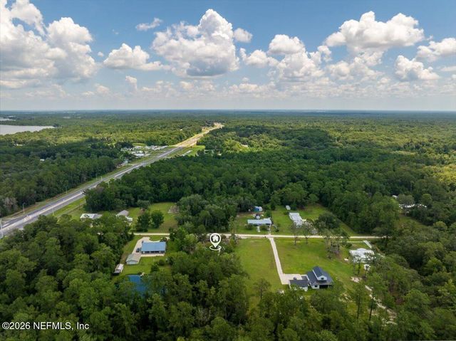109 IVEY Road, San Mateo, FL 32187