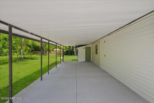 109 IVEY Road, San Mateo, FL 32187