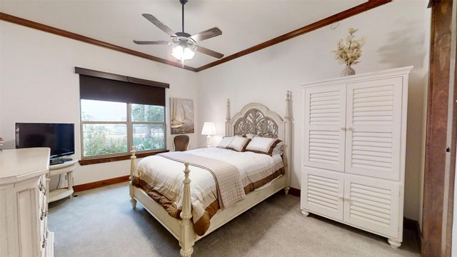 1012 Catalina Bay Boulevard, Granbury, TX 76048