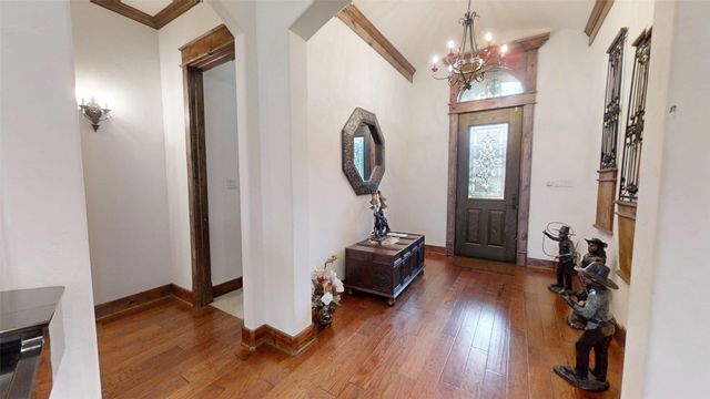 1012 Catalina Bay Boulevard, Granbury, TX 76048