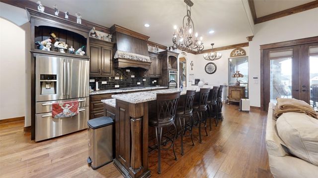 1012 Catalina Bay Boulevard, Granbury, TX 76048