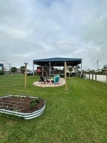 1129 & 1135 N Monkhouse Drive, Crystal Beach, TX 77650