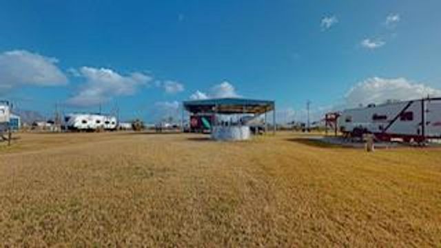 1129 & 1135 N Monkhouse Drive, Crystal Beach, TX 77650