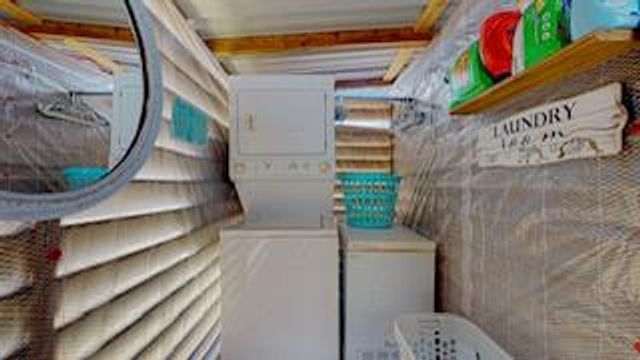 1129 & 1135 N Monkhouse Drive, Crystal Beach, TX 77650
