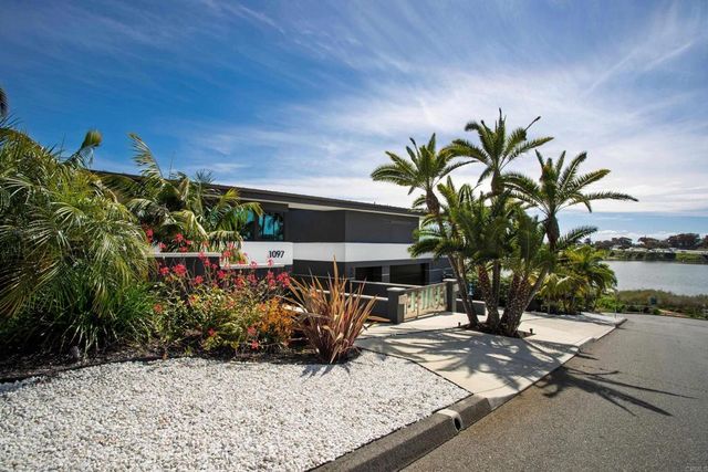 1095 Hoover Street, Carlsbad, CA 92008