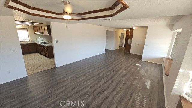 39005 161st Street, Palmdale, CA 93591