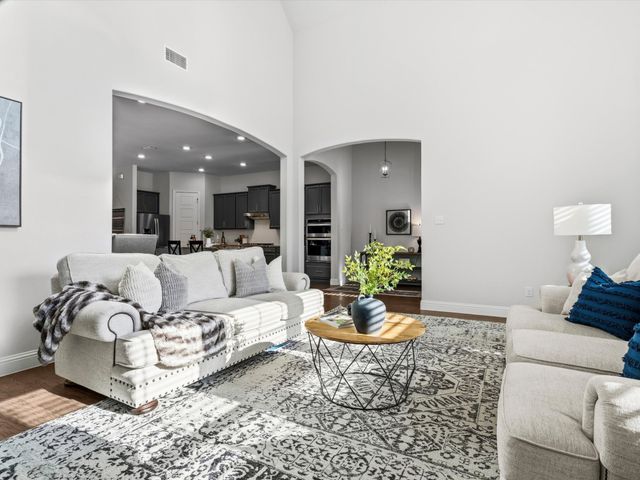 12744 Mercer Parkway, Farmers Branch, TX 75234