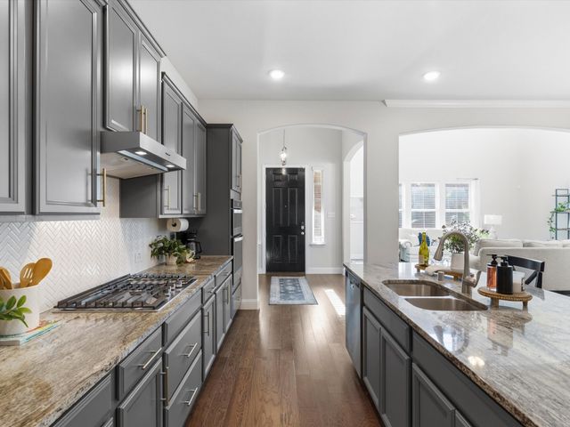 12744 Mercer Parkway, Farmers Branch, TX 75234