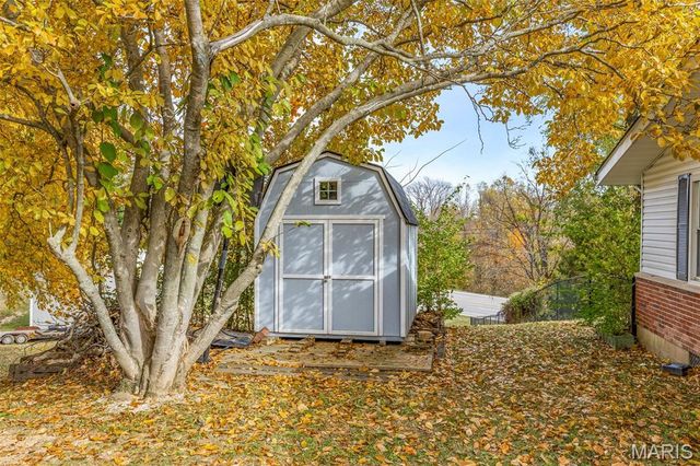 785 Golf Course Drive, Herculaneum, MO 63048