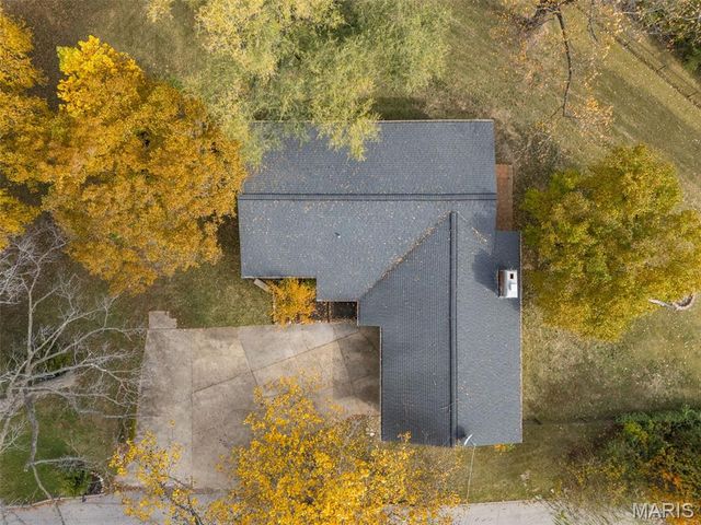 785 Golf Course Drive, Herculaneum, MO 63048