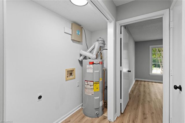 1870 Lantana Drive, Winston-salem, NC 27103