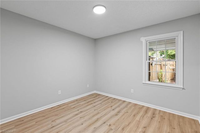 1870 Lantana Drive, Winston-salem, NC 27103