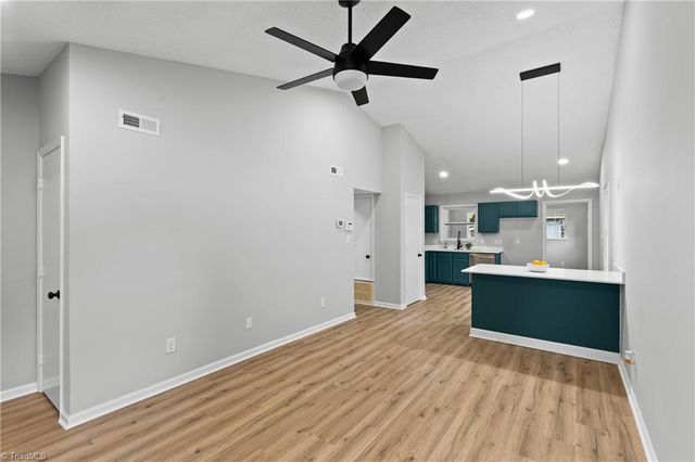 1870 Lantana Drive, Winston-salem, NC 27103
