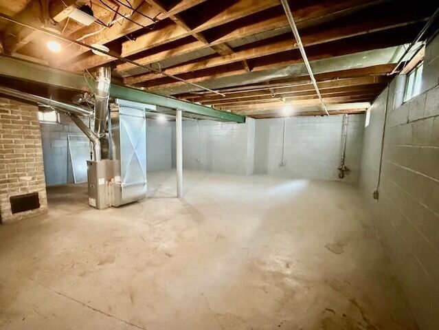1845 Wood Street, Muskegon, MI 49442