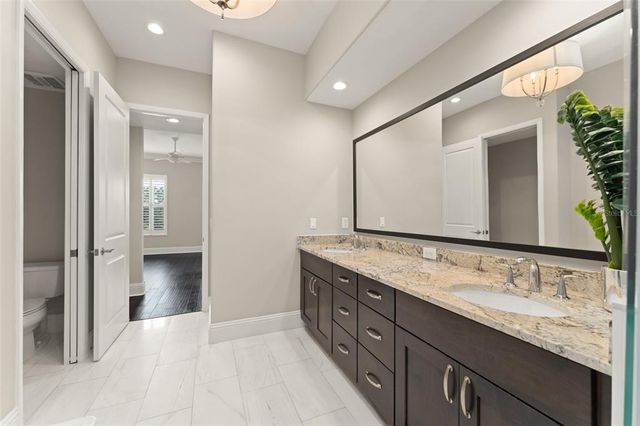 228 S SUMMERLIN AVENUE, Orlando, FL 32801