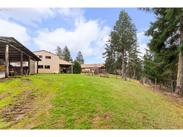 864 LARKSPUR Ln, Oakland, OR 97462