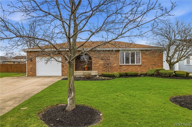 6941 Rebecca Drive, Wheatfield, NY 14304