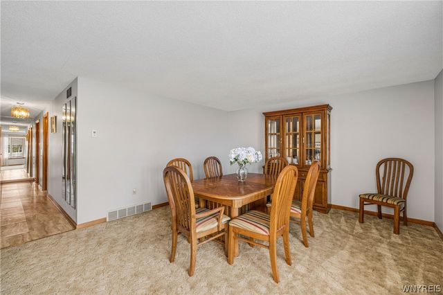 6941 Rebecca Drive, Wheatfield, NY 14304