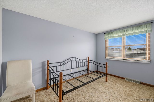6941 Rebecca Drive, Wheatfield, NY 14304