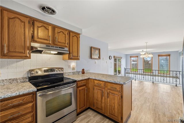 6941 Rebecca Drive, Wheatfield, NY 14304