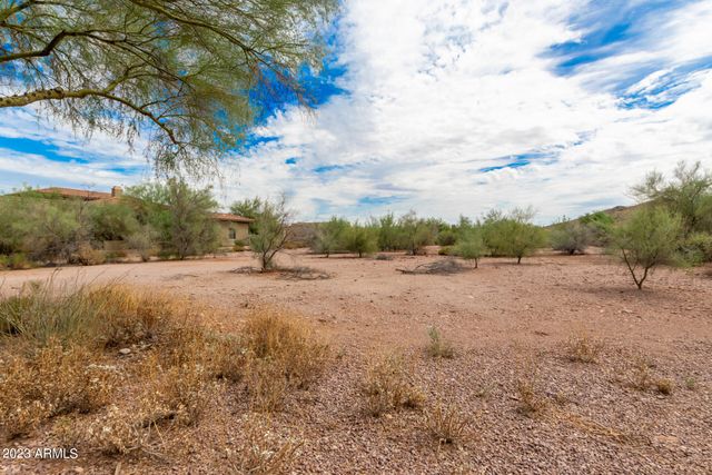 6590 E FLAT IRON Loop 55, Gold Canyon, AZ 85118