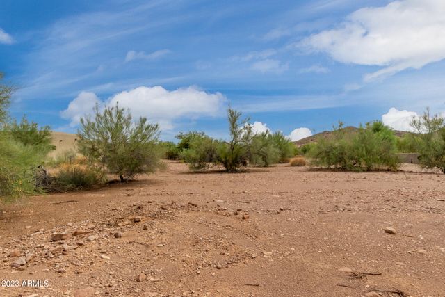 6590 E FLAT IRON Loop 55, Gold Canyon, AZ 85118