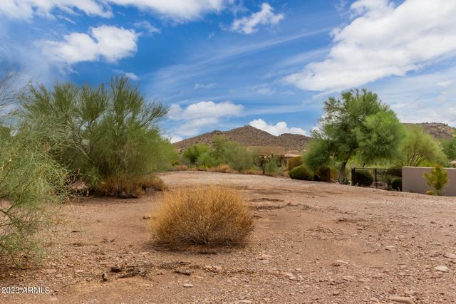 6590 E FLAT IRON Loop 55, Gold Canyon, AZ 85118