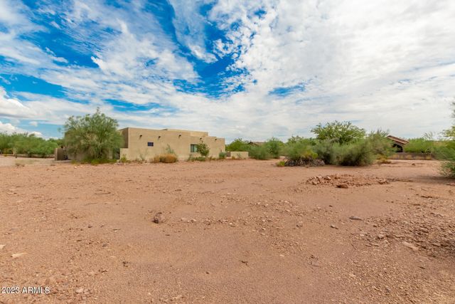 6590 E FLAT IRON Loop 55, Gold Canyon, AZ 85118