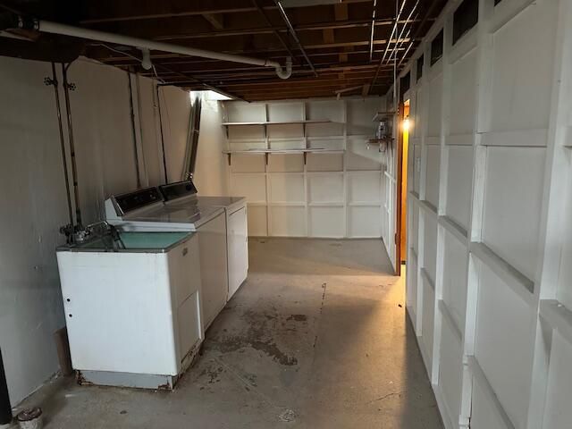 18547 Hillcrest Street, Livonia City, MI 48152